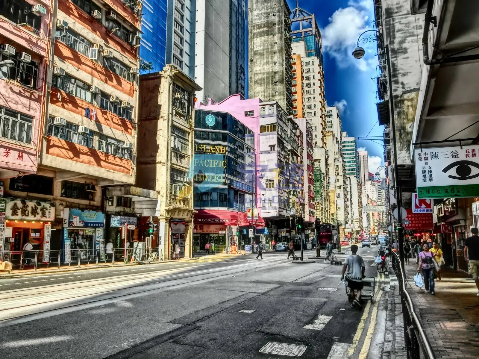 德輔道西 235 號