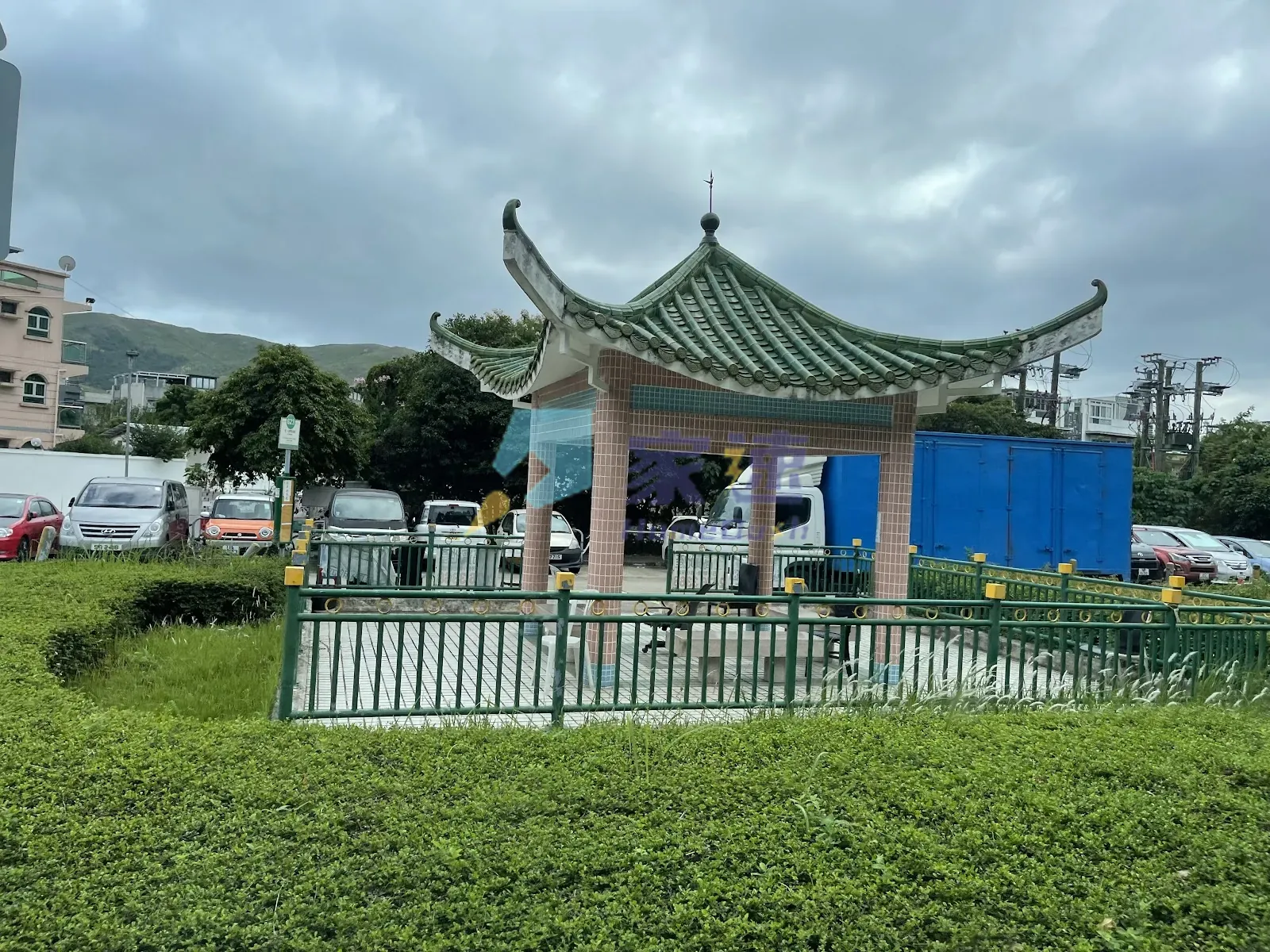港頭新村