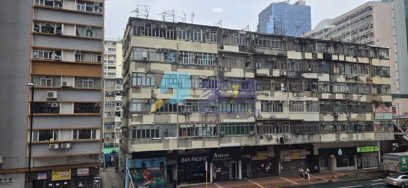 青山公路荃灣段421號