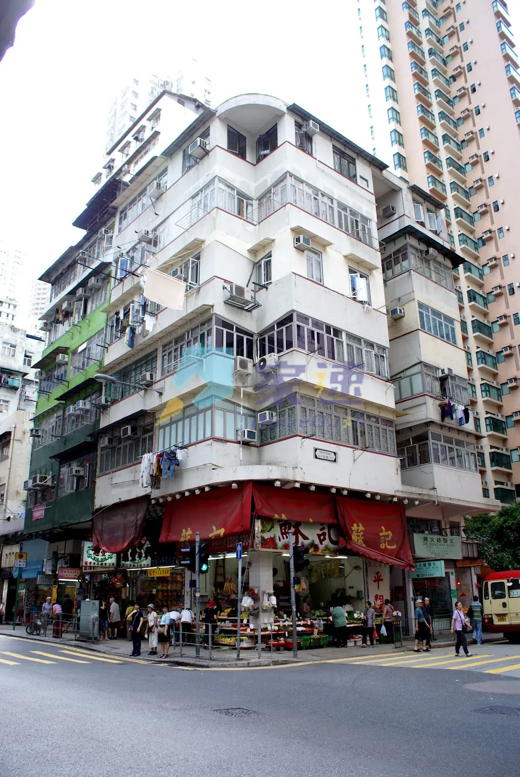 卑路乍街52-54號