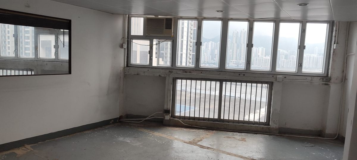 油塘工業城 高層相片 1
