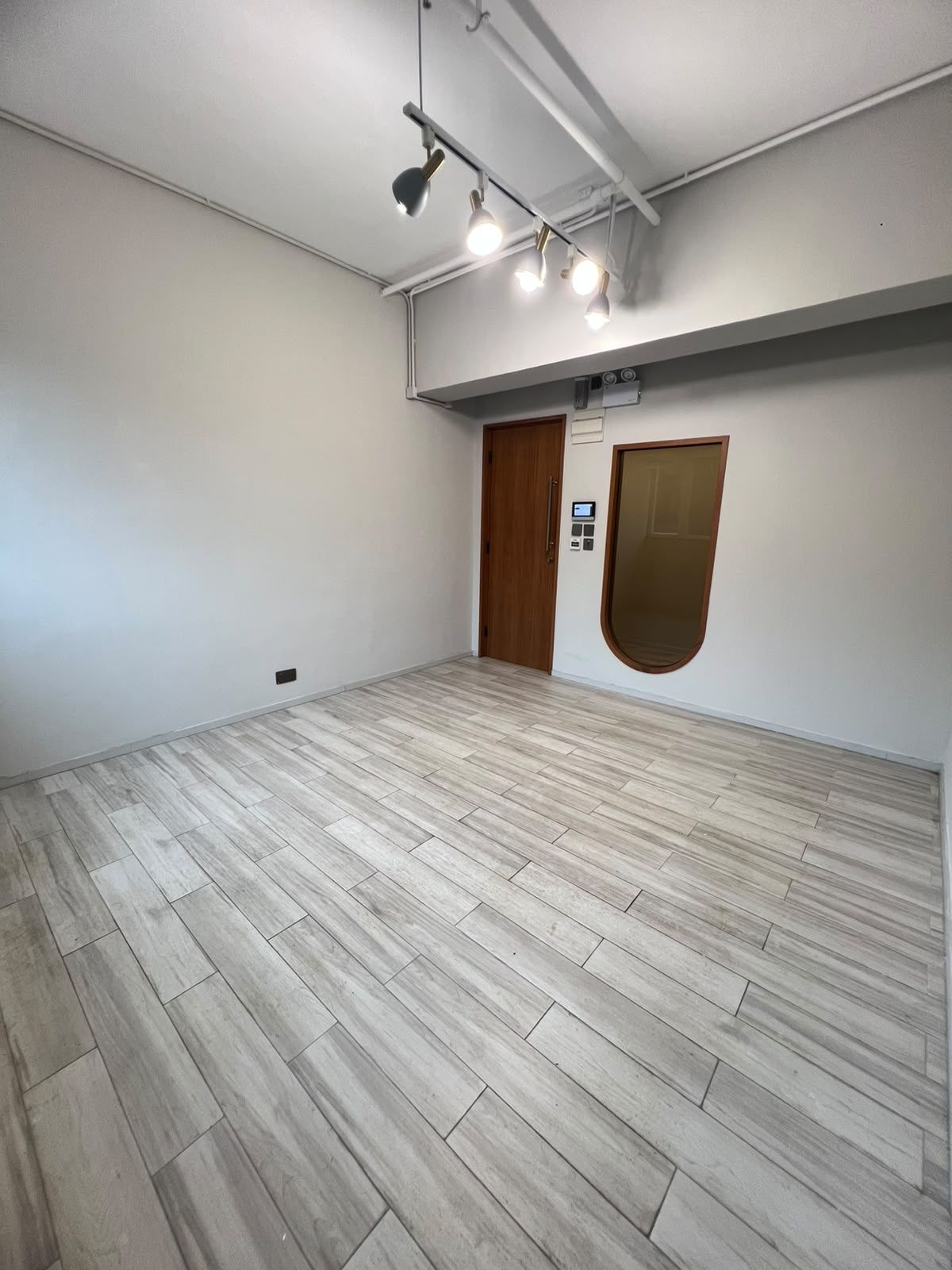 合興工業大廈 中層相片 1
