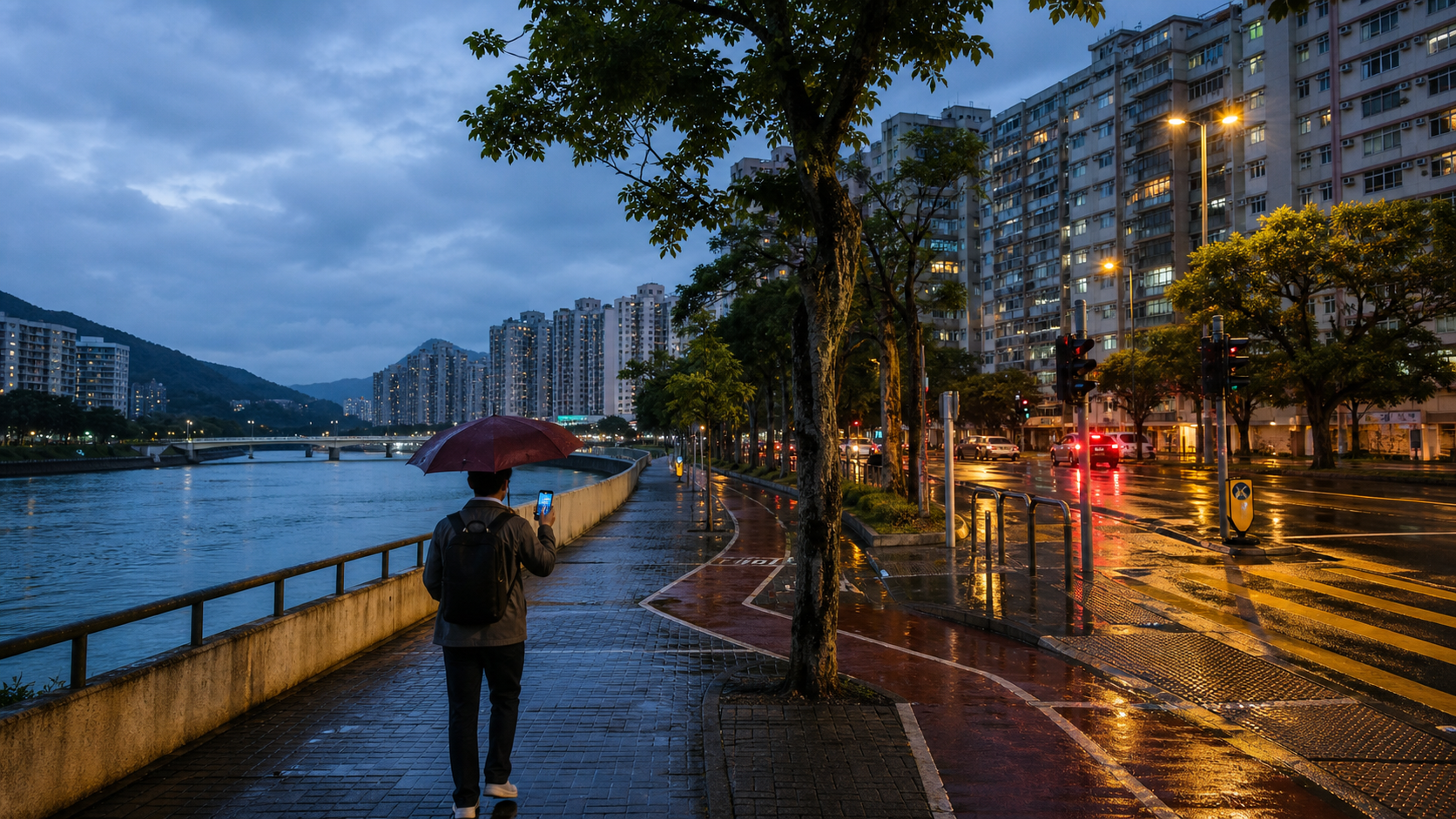 買家在雨天晚間沿城門河畔以手機計時步行路線的說明圖