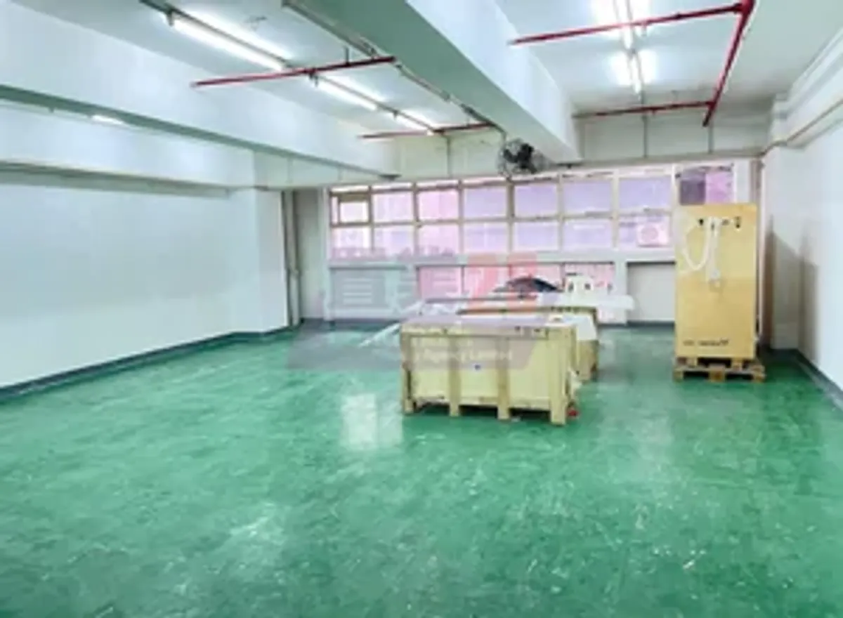 油塘工業城 A 座 中層單位相片