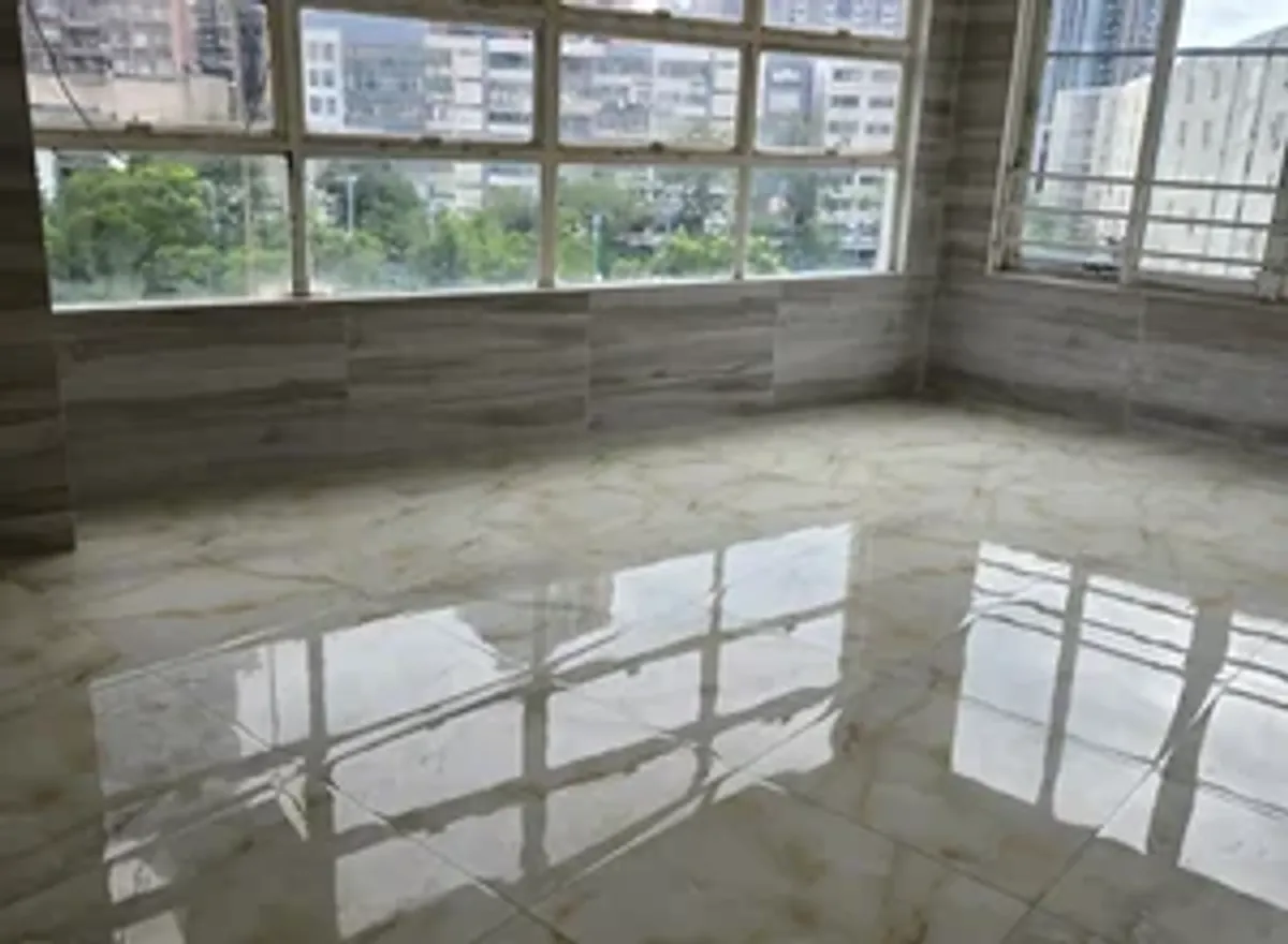 油塘工業大廈 3 座 中層單位相片