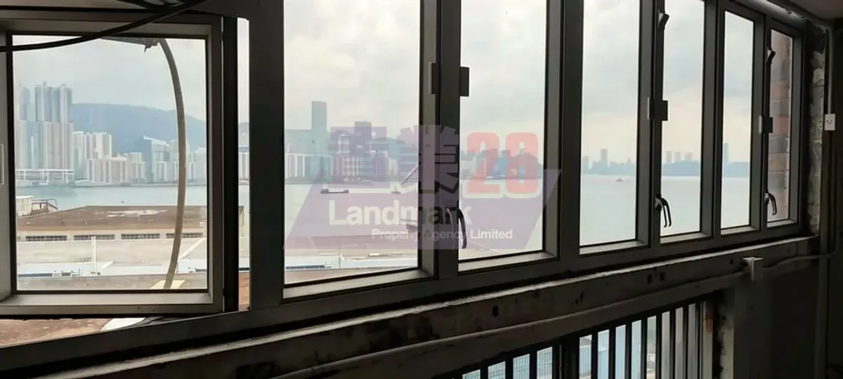 油塘工業城相片 1